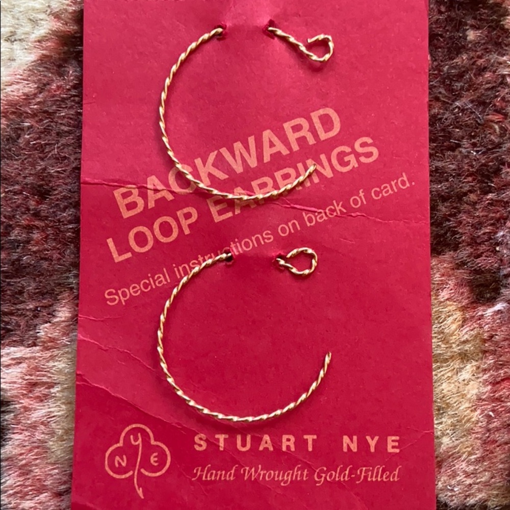 Stuart Nye — Backward Loop Earrings 12k gold/brass